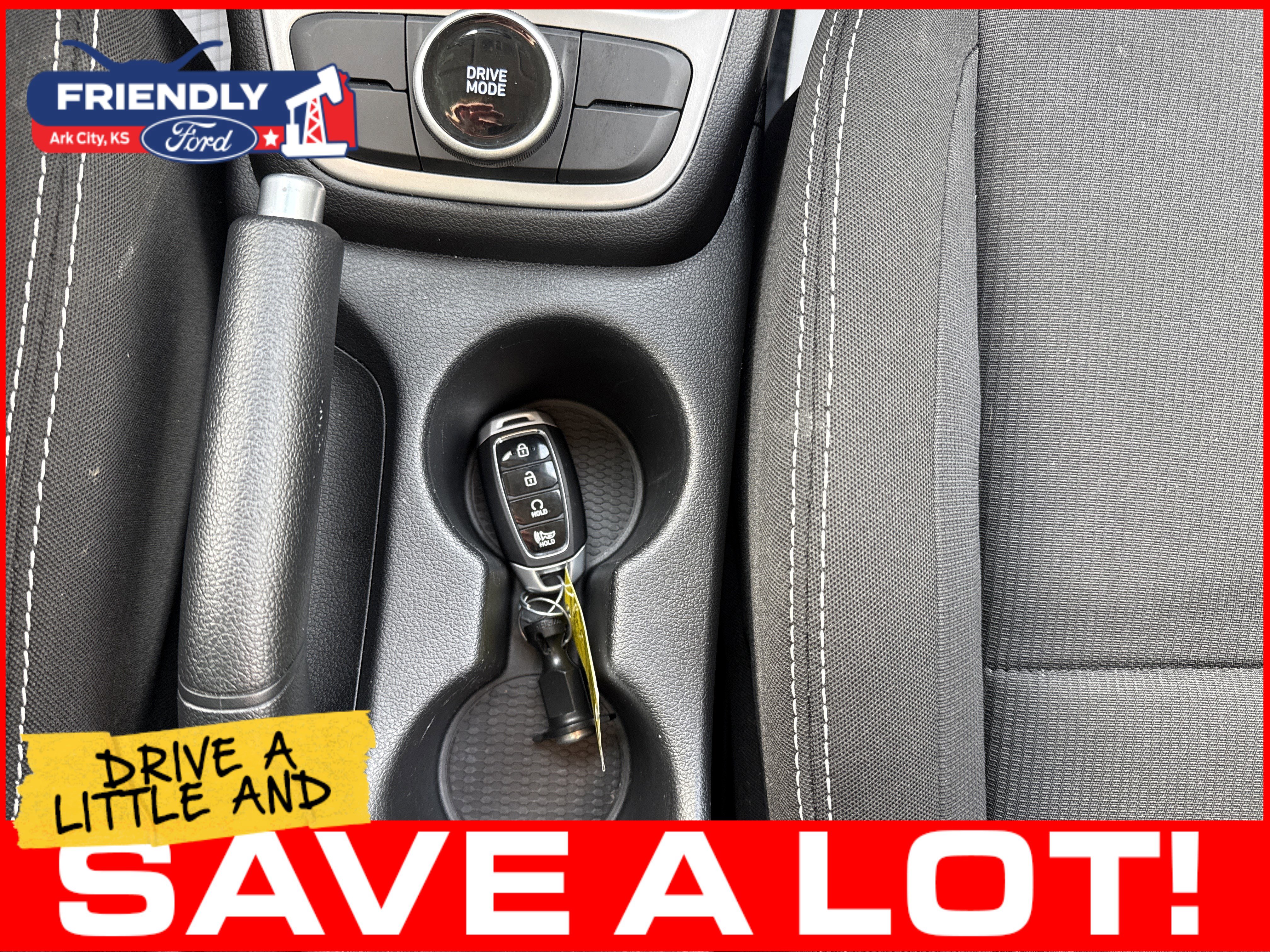 Used 2025 Hyundai Venue SEL FWD image 38