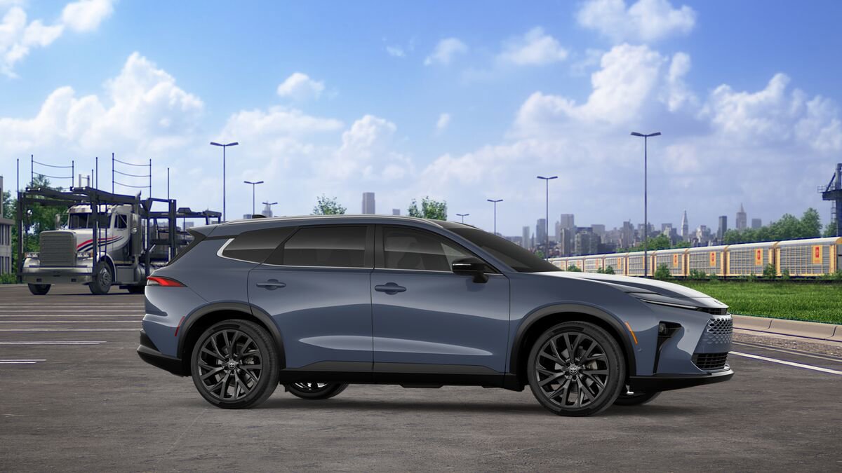 New 2026 Toyota Crown Signia image 13