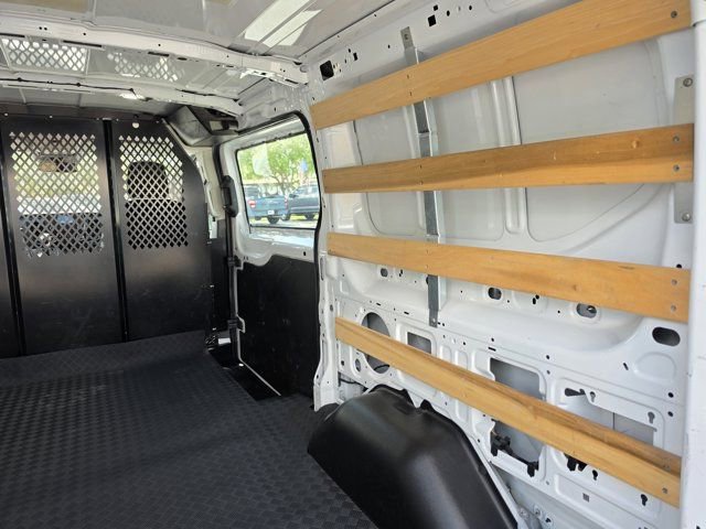 Used 2025 Ford Transit 250 Low Roof w/ Exterior Upgrade Package RWD image 10
