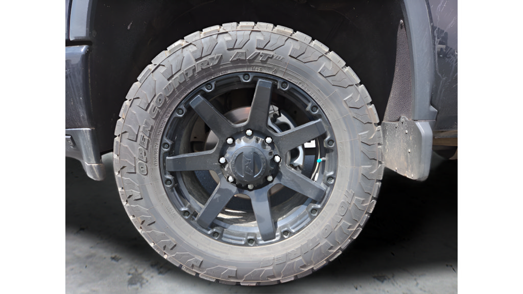 Used 2021 Chevrolet Silverado 3500 LTZ w/ LTZ Plus Package AWD/4WD image 26
