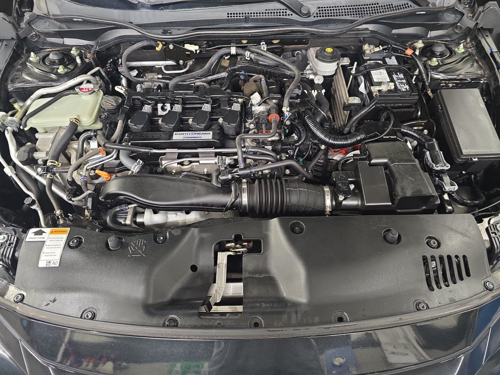 Used 2018 Honda Civic Sport image 29
