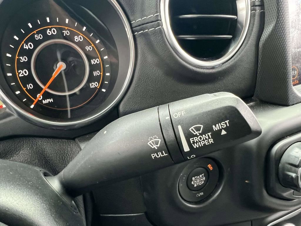 Certified 2020 Jeep Gladiator Overland image 36