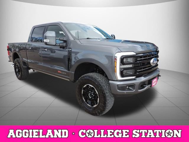 Used 2025 Ford F250 Platinum w/ Tremor Off-Road Package AWD/4WD image 3