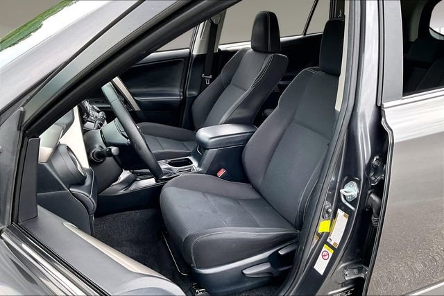 Used 2017 Toyota RAV4 XLE w/ Plus Special Value Package FWD image 19