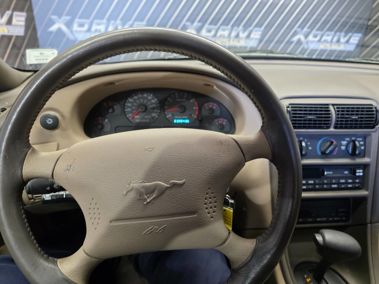 Used 2000 Ford Mustang Base 2dr Convertible RWD image 21