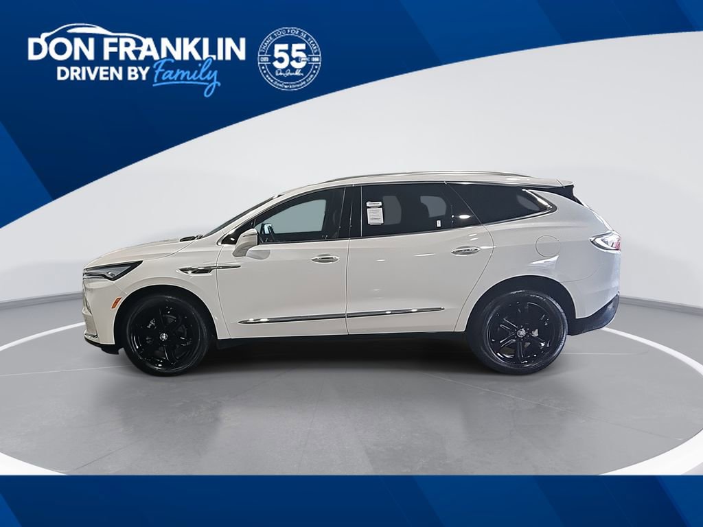 Used 2024 Buick Enclave Essence w/ Experience Buick Package image 1