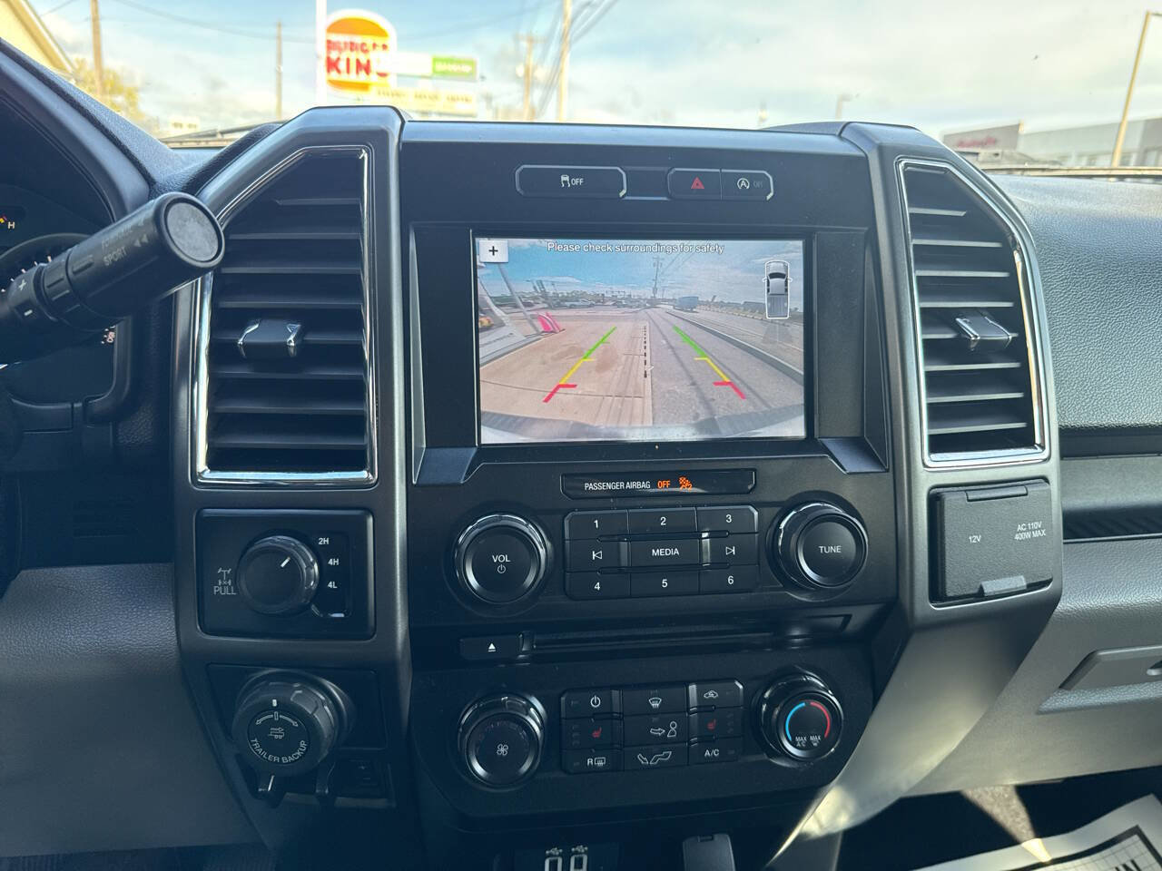 Used 2017 Ford F150 XLT w/ Equipment Group 302A Luxury image 15