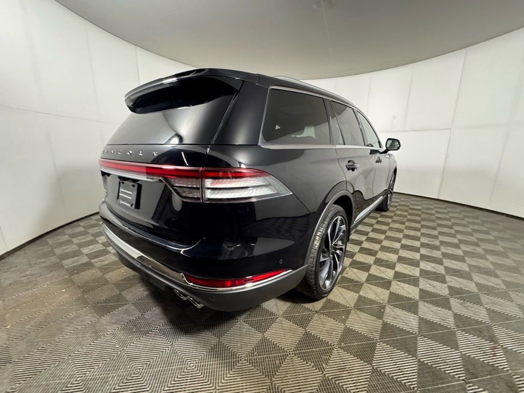Certified 2022 Lincoln Aviator Reserve w/ Equipment Group 201A image 5