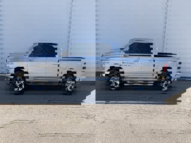 Used 2011 RAM 1500 Big Horn image 34