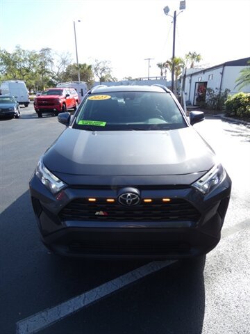 Used 2023 Toyota RAV4 XLE w/ Convenience Package FWD image 5