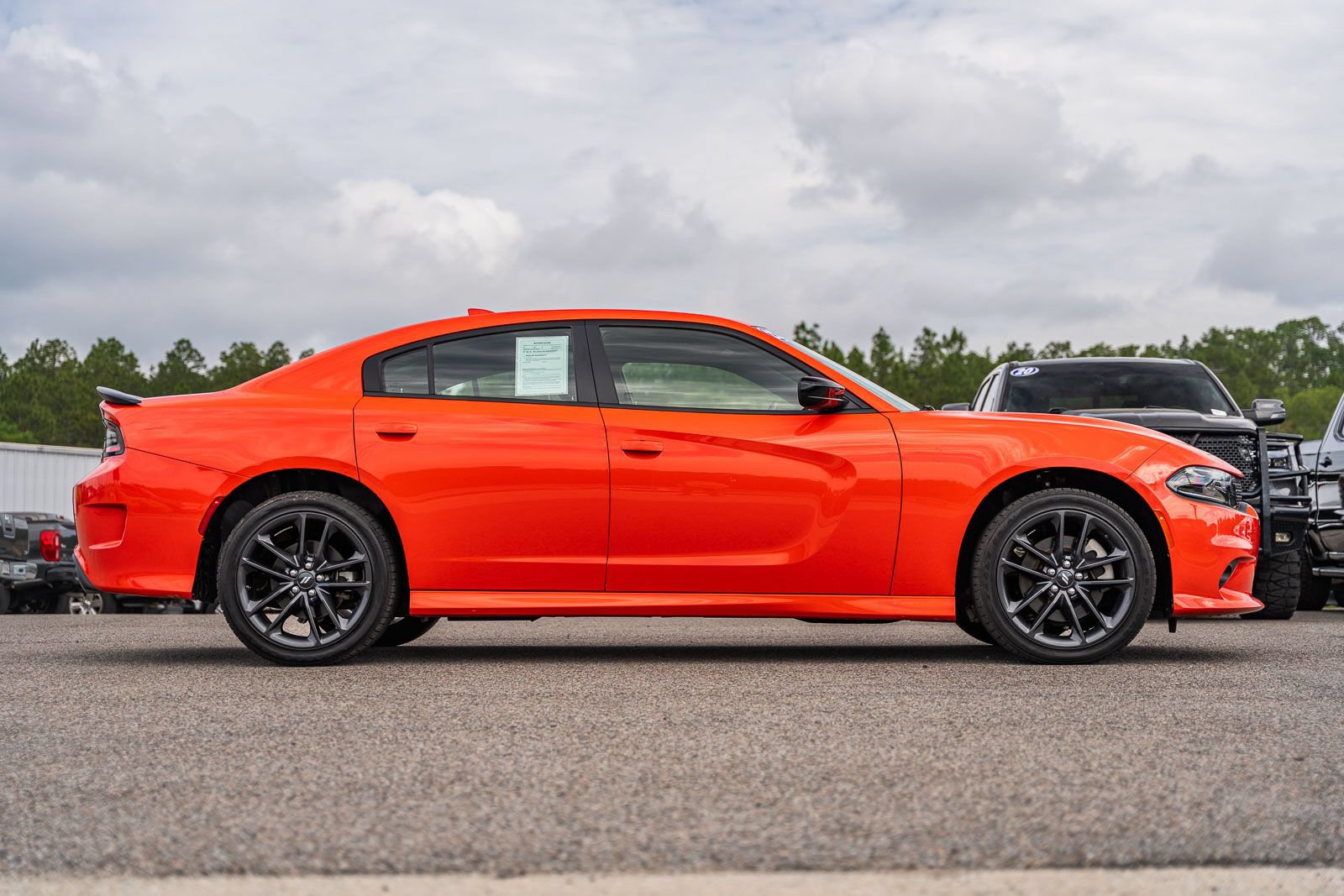 Used 2022 Dodge Charger GT w/ Blacktop Package AWD/4WD image 8