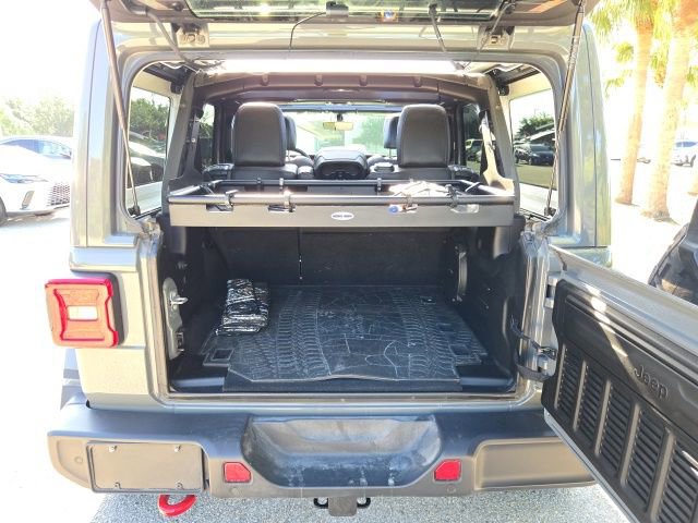 Used 2021 Jeep Wrangler Unlimited Rubicon AWD/4WD image 10