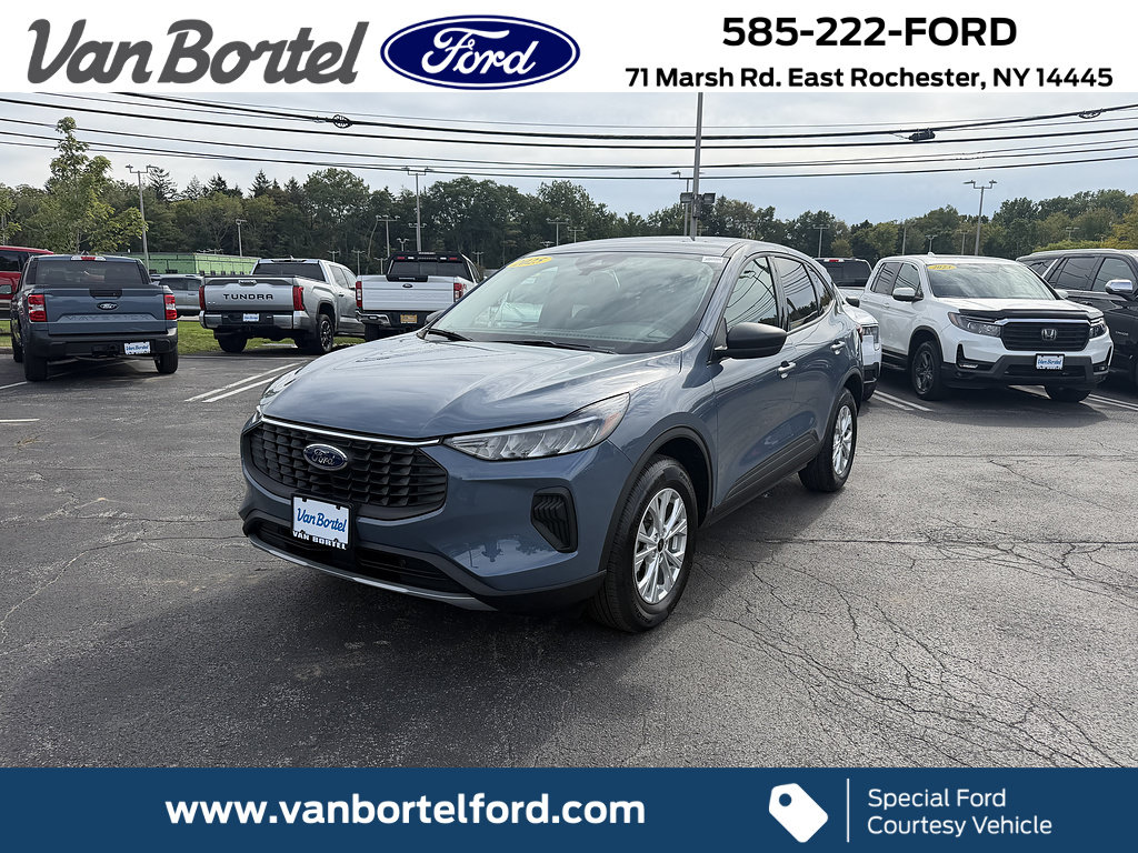 Used 2025 Ford Escape Active w/ Cold Weather Package