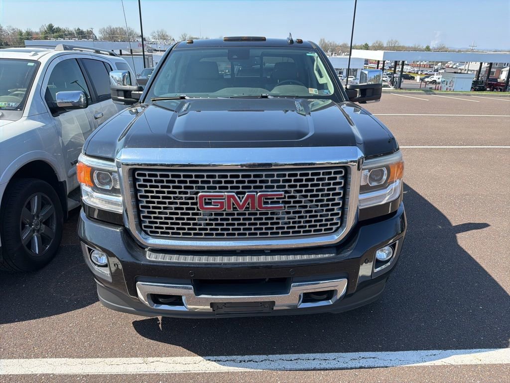 Used 2016 GMC Sierra 2500 Denali w/ Duramax Plus Package image 5
