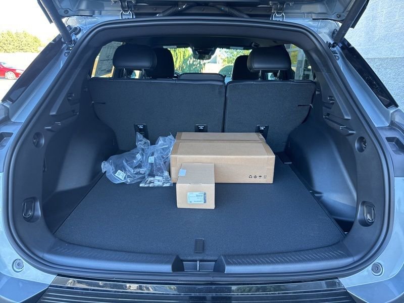 New 2026 Chevrolet Equinox EV LT w/ Convenience Package II image 41