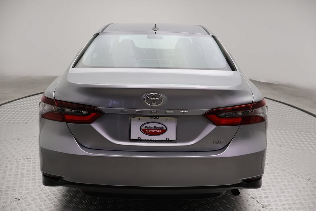 Used 2024 Toyota Camry LE FWD image 10