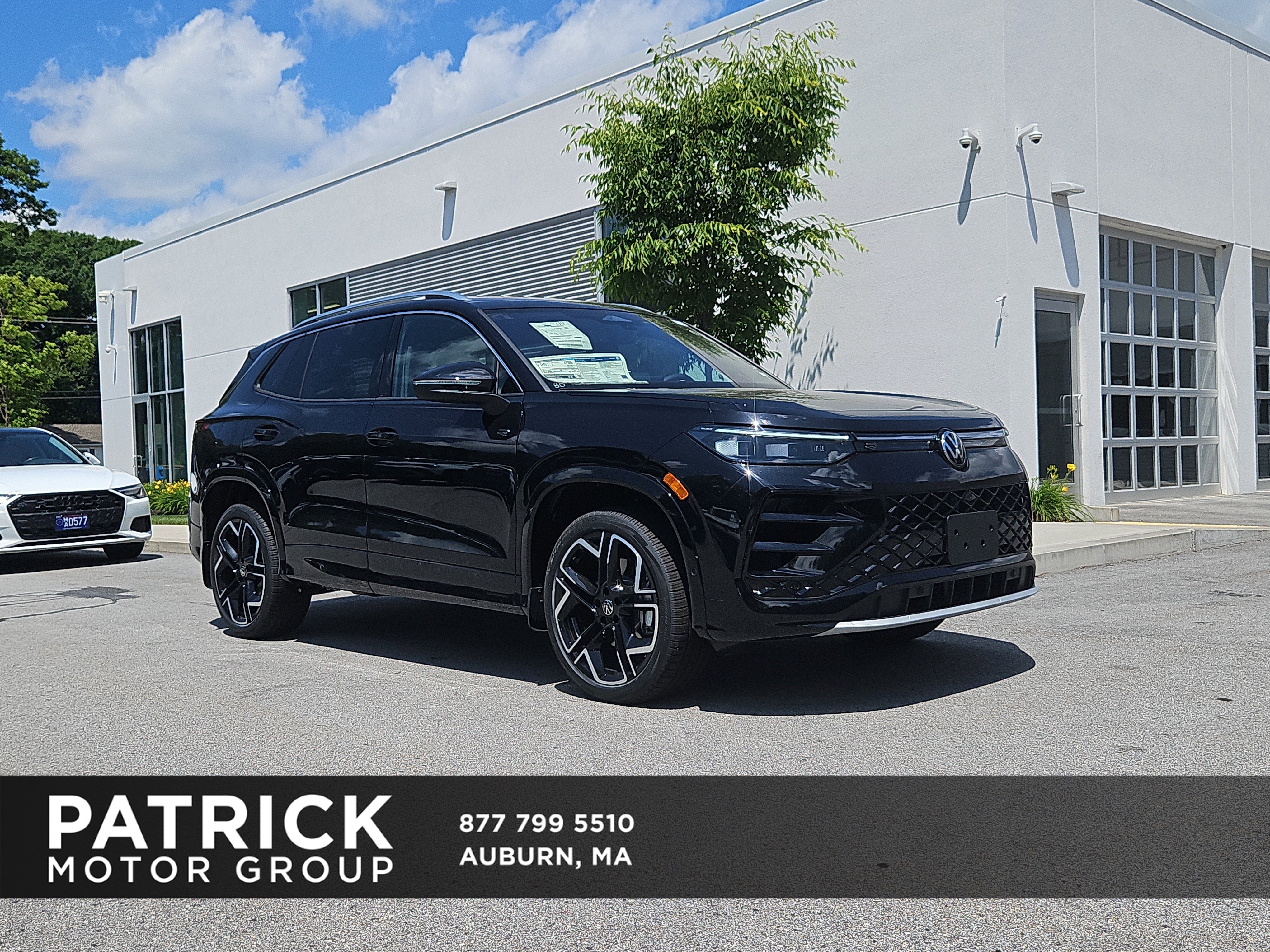 New 2026 Volkswagen Tiguan SEL R-Line