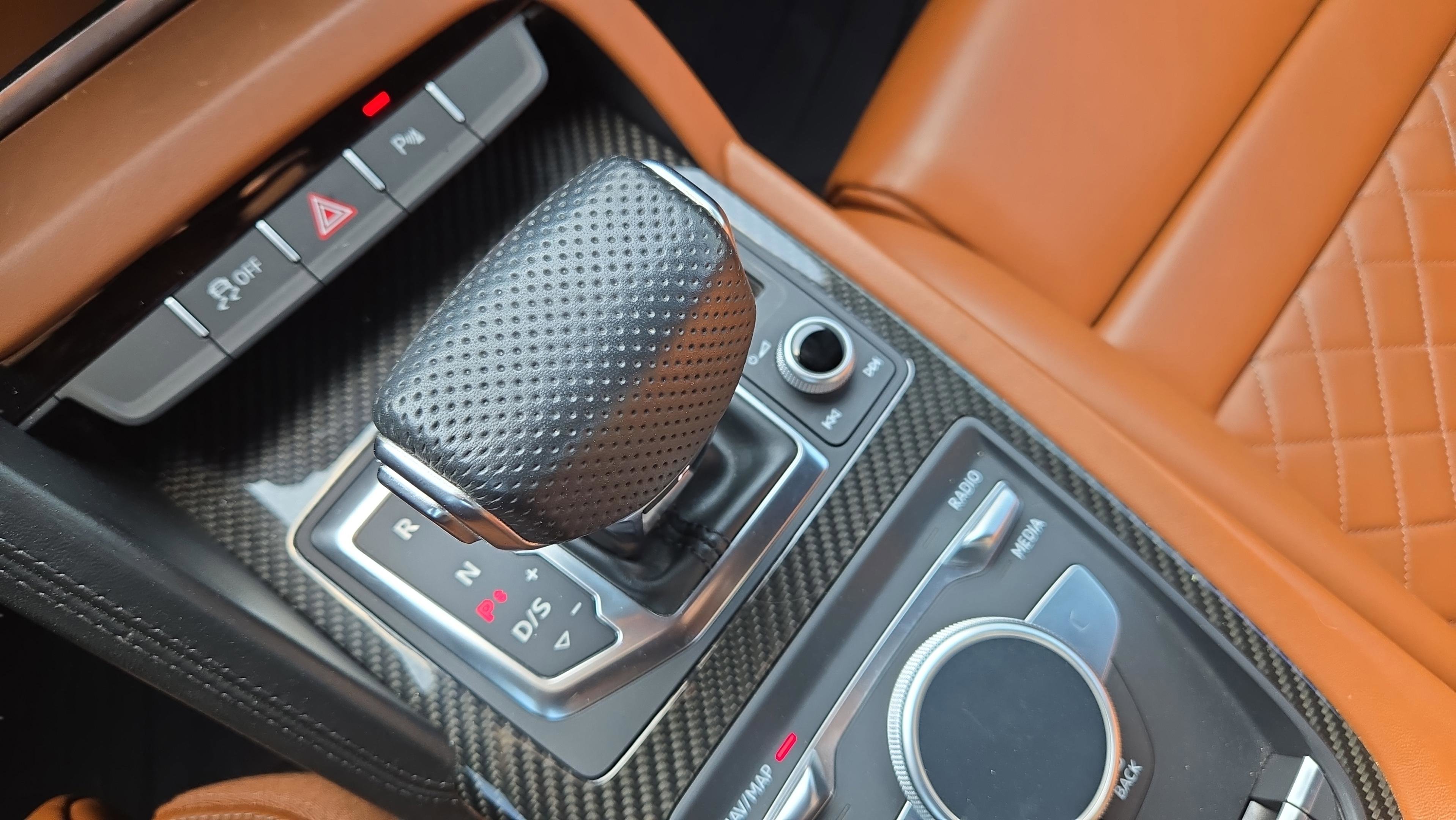 Used 2020 Audi R8 V10 image 17