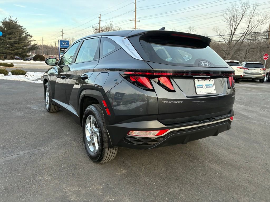 Used 2023 Hyundai Tucson SE image 5