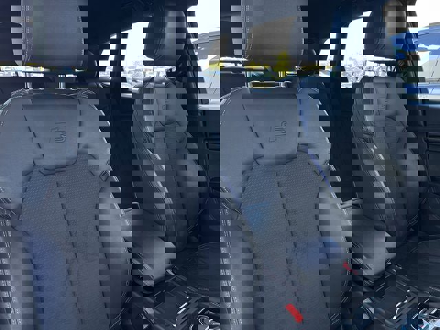 Used 2022 Audi SQ5 Premium w/ Convenience Package image 22