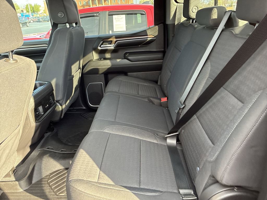 Used 2022 Chevrolet Silverado 1500 LT Trail Boss w/ Convenience Package II image 19