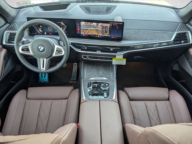 New 2026 BMW X7 M60i image 15