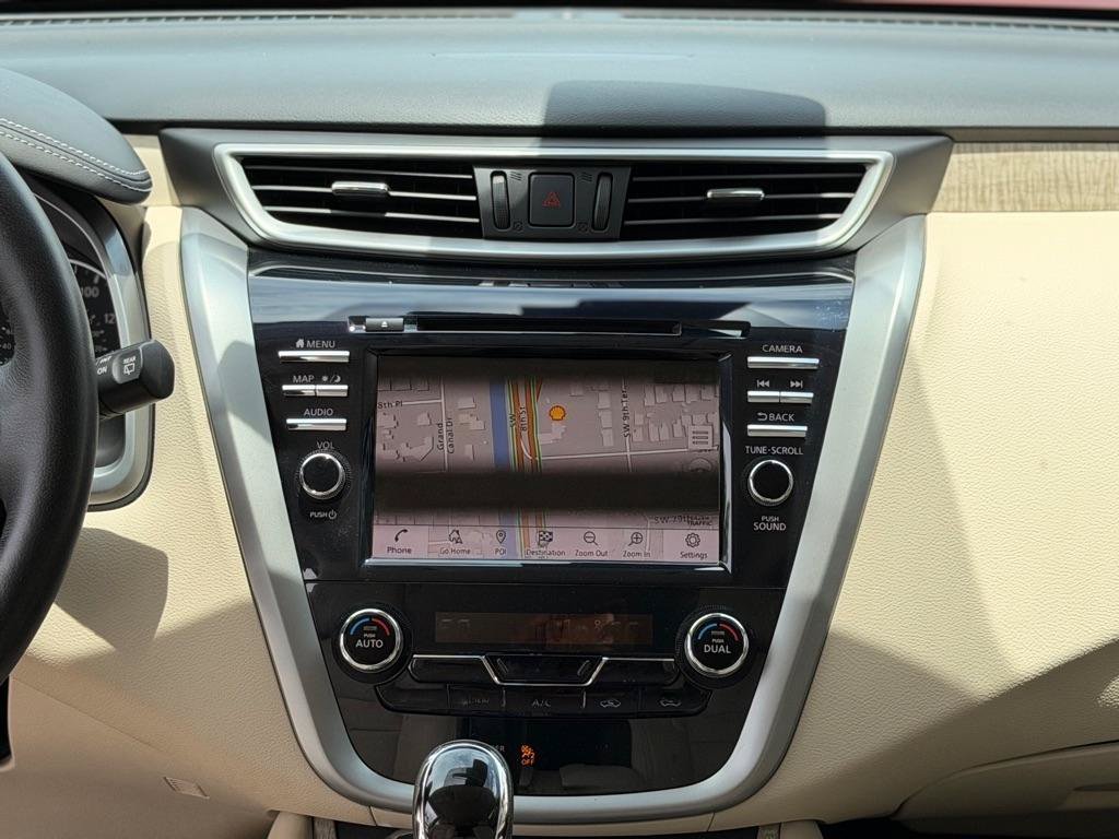 Used 2022 Nissan Murano SL FWD image 16