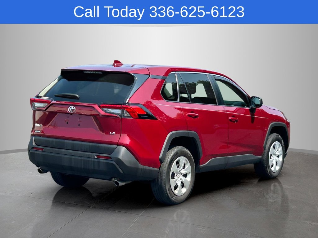 Used 2023 Toyota RAV4 XLE w/ Convenience Package AWD/4WD image 5