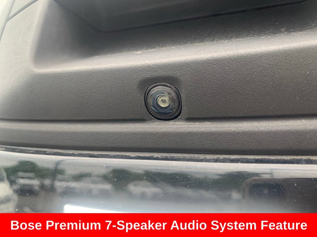 Used 2018 Chevrolet Colorado LT w/ Redline Special Edition AWD/4WD image 12