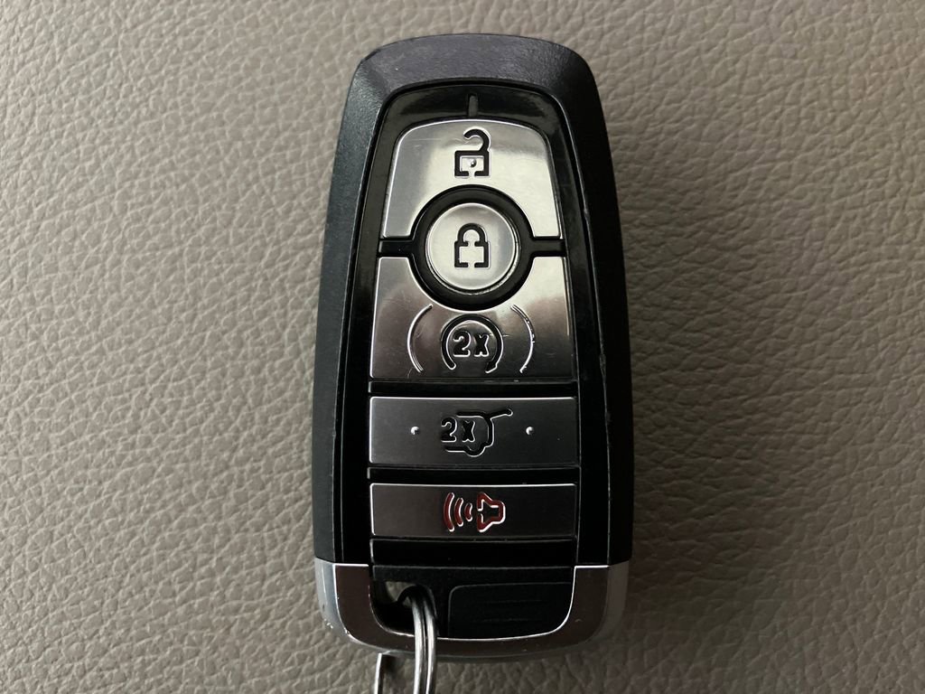 Certified 2020 Ford Expedition XLT w/ Equipment Group 202A image 33