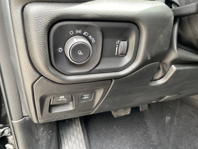 Used 2025 RAM 1500 Tradesman AWD/4WD image 24