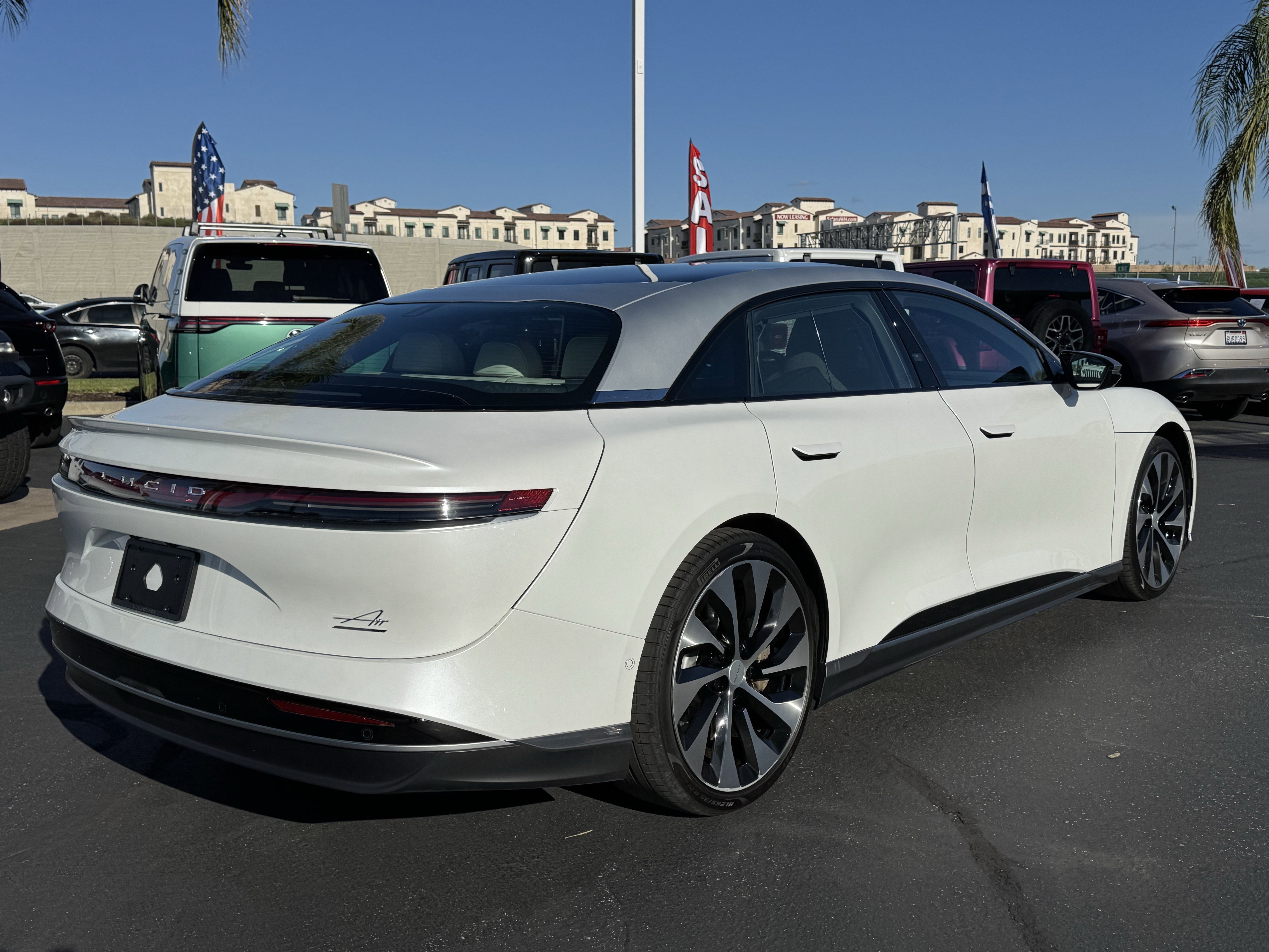 Used 2022 Lucid Air Grand Touring image 10