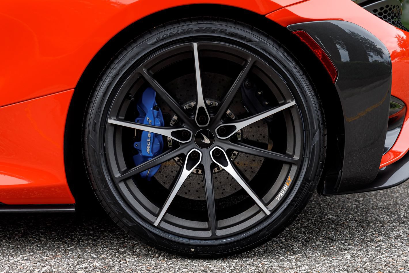 Used 2021 McLaren 765LT RWD image 30