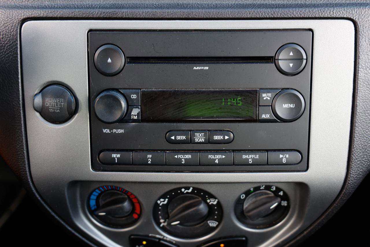 Used 2007 Ford Focus S image 31