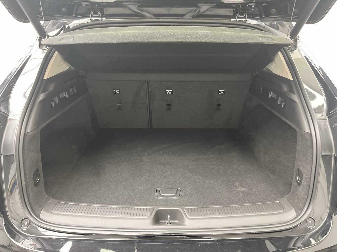 Certified 2023 Buick Envision Preferred w/ Sport Touring Package image 29