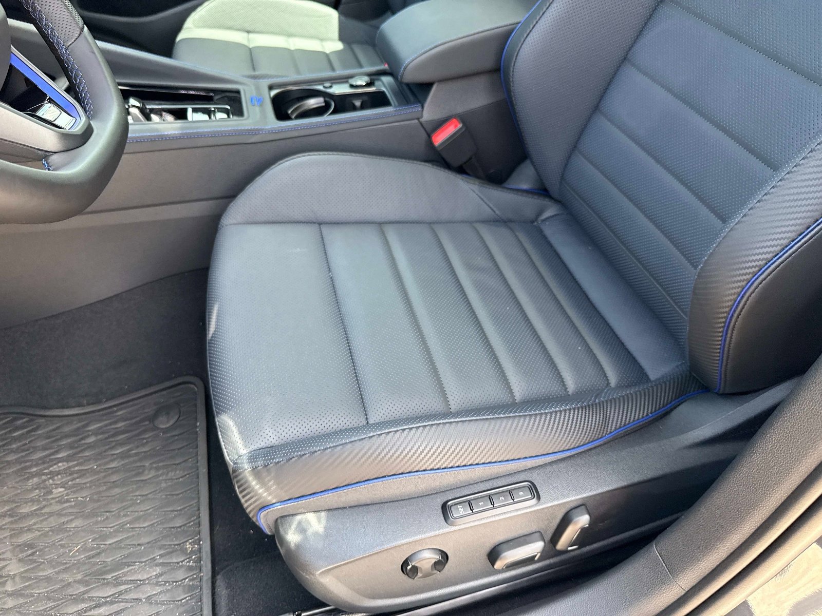 Used 2026 Volkswagen Golf AWD/4WD image 20