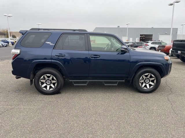 Used 2024 Toyota 4Runner TRD Off-Road Premium image 4
