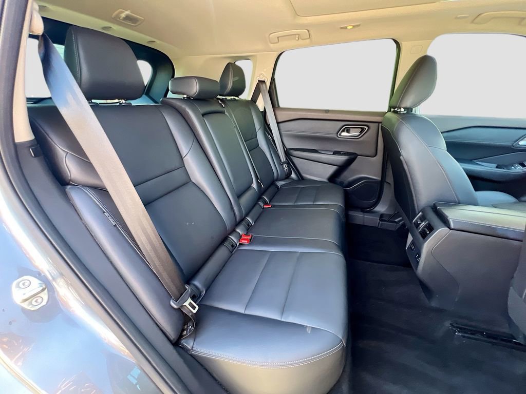 Used 2023 Nissan Rogue SL w/ SL Premium Package FWD image 28
