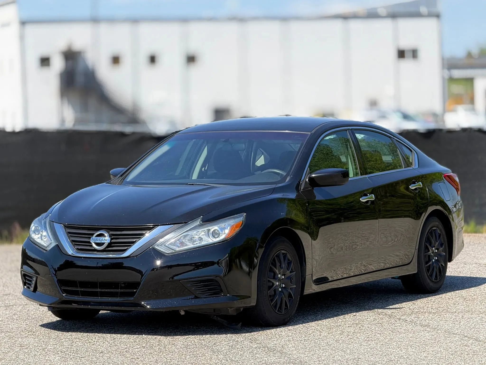 Used 2018 Nissan Altima 2.5 S w/ S Convenience Package FWD image 6