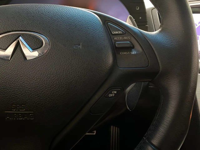 Used 2014 INFINITI Q60 Convertible w/ Premium Package RWD image 42