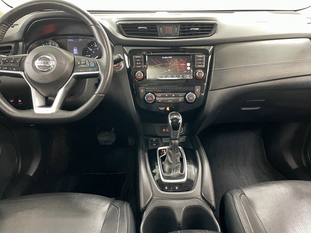 Used 2020 Nissan Rogue SL w/ Premium Package image 2