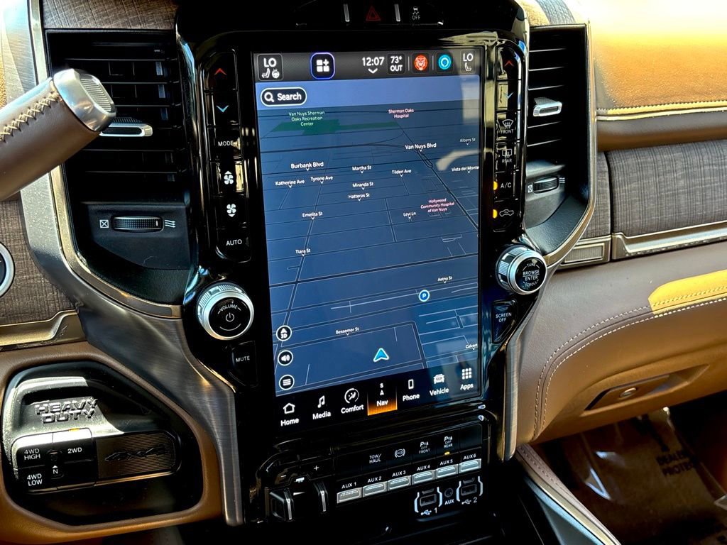 Used 2024 RAM 3500 Limited image 24