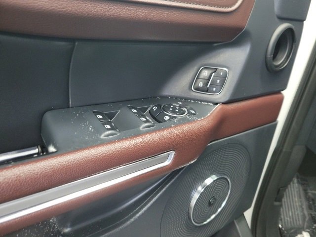 Used 2023 Ford Expedition Limited image 20