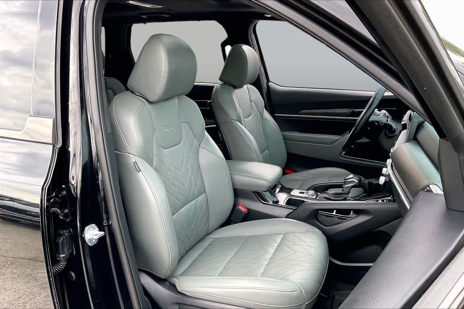 Used 2024 Kia Telluride SX Prestige X-Pro AWD/4WD image 9