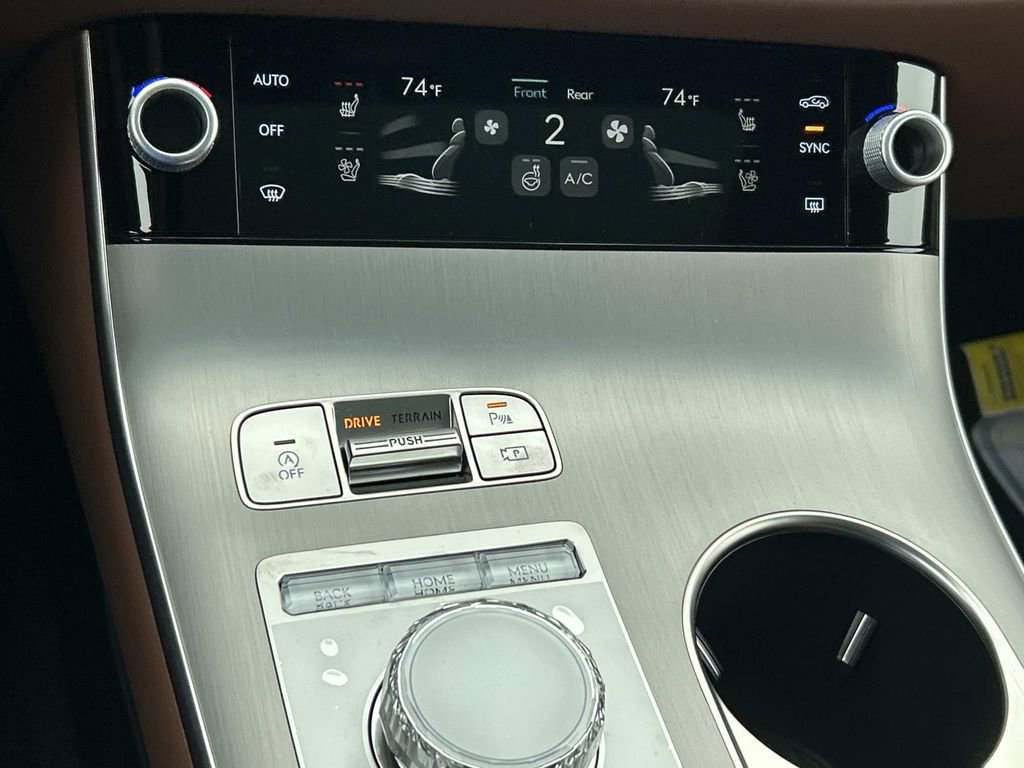 New 2026 Genesis GV70 2.5T Advanced image 36