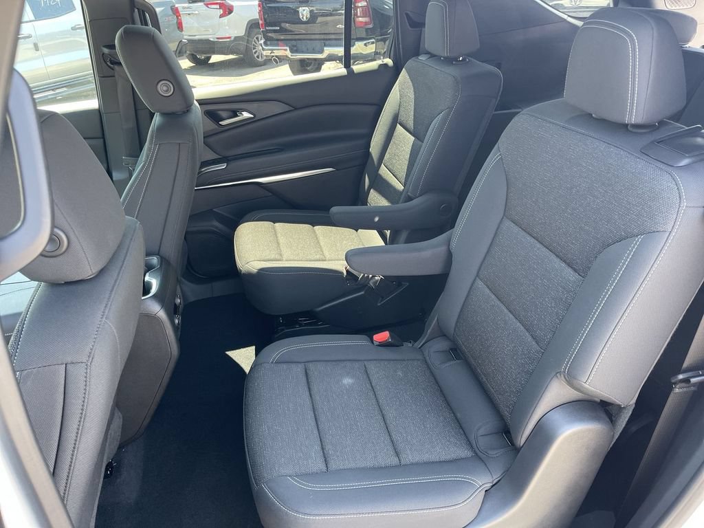 New 2026 Chevrolet Traverse LT w/ Midnight/Sport Edition FWD image 21