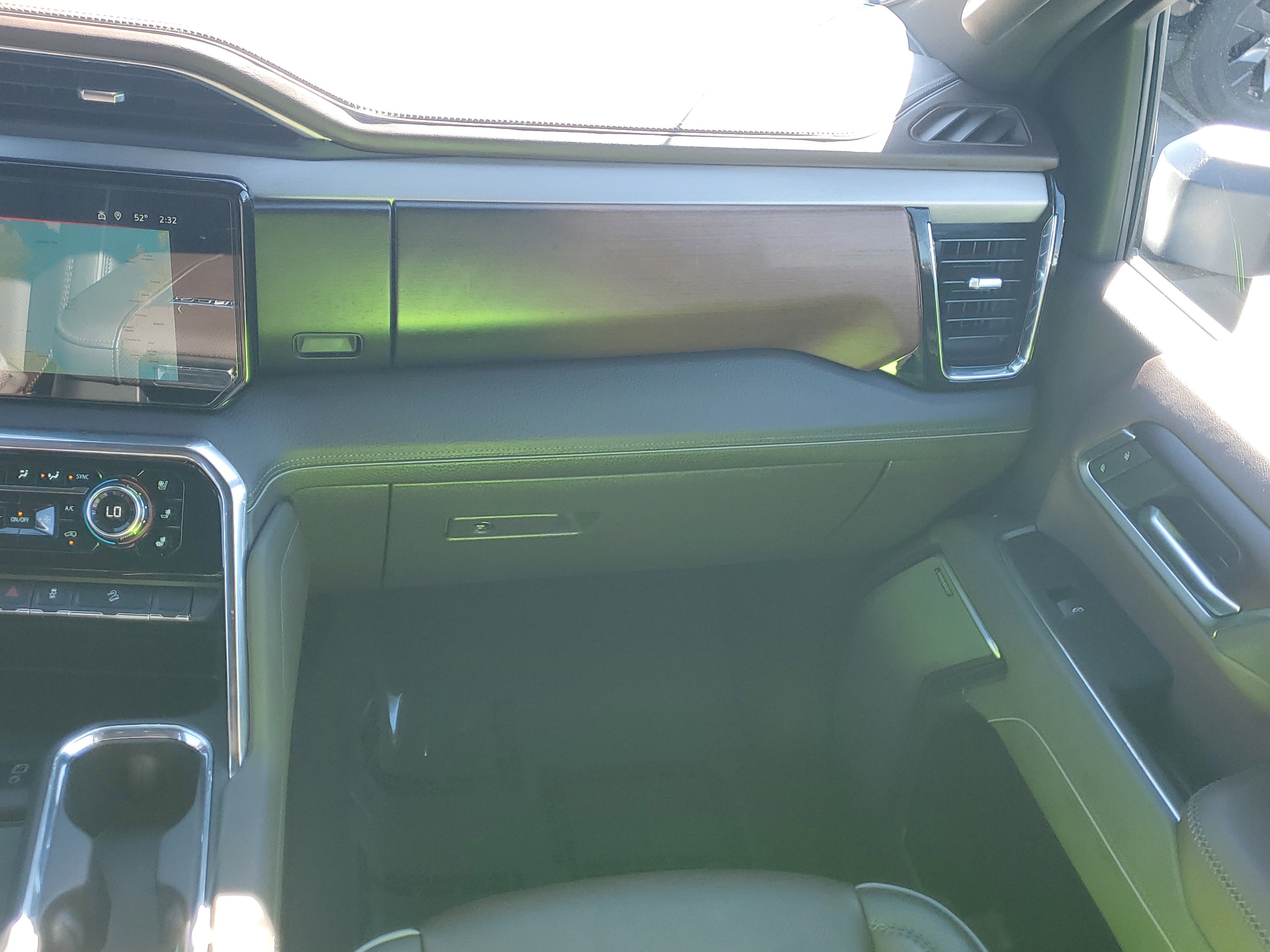 Used 2025 GMC Sierra 2500 Denali w/ Denali Reserve Package image 16