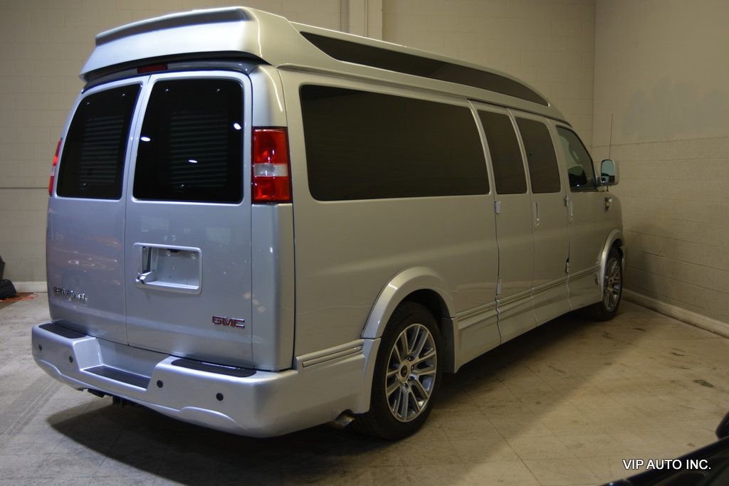 Used 2020 GMC Savana 2500 Extended w/ Enhanced Convenience Package image 4