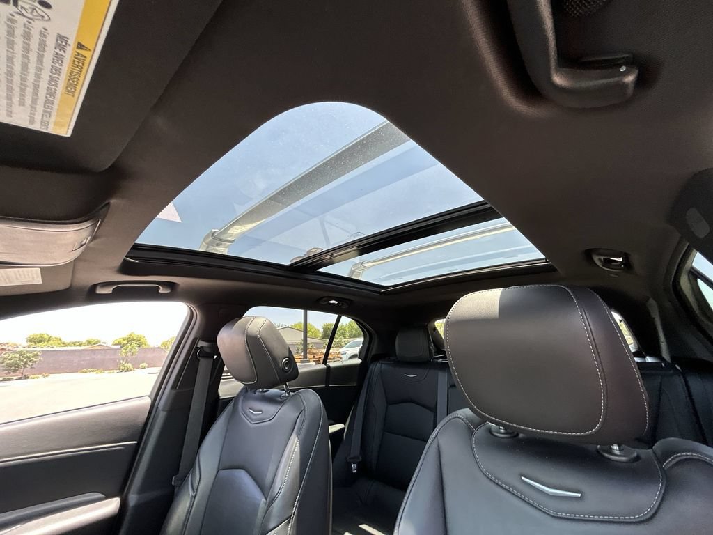 Used 2021 Cadillac XT4 Premium Luxury AWD/4WD image 19