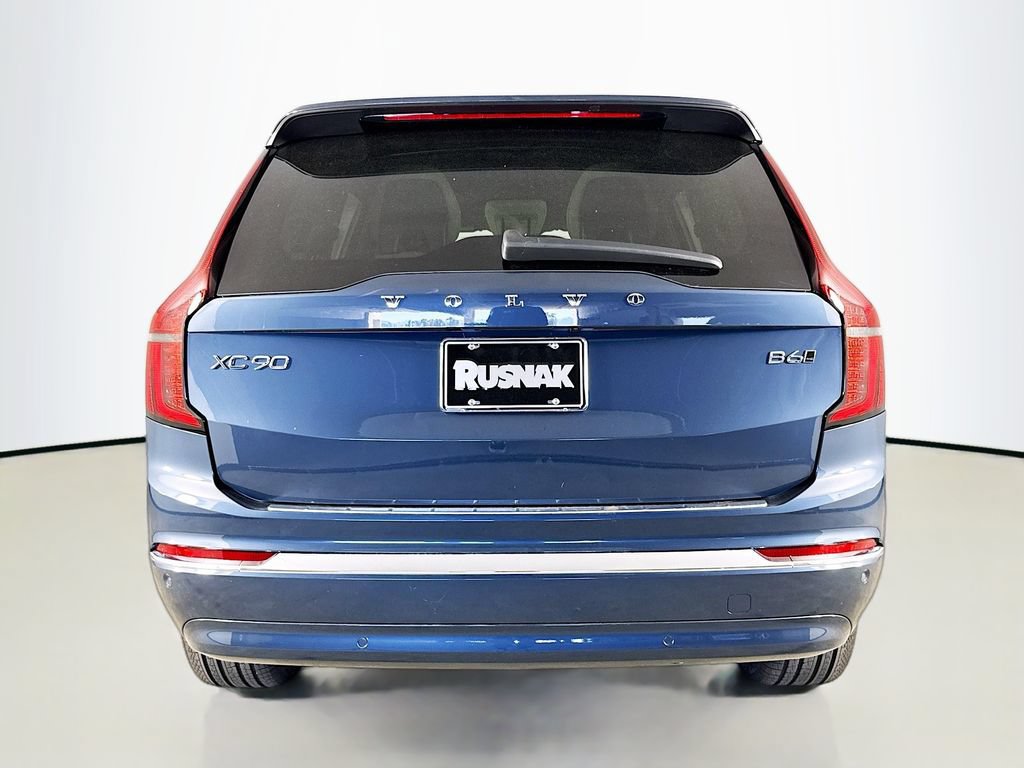 New 2026 Volvo XC90 B6 Plus w/ Protection Package Premier AWD/4WD image 6